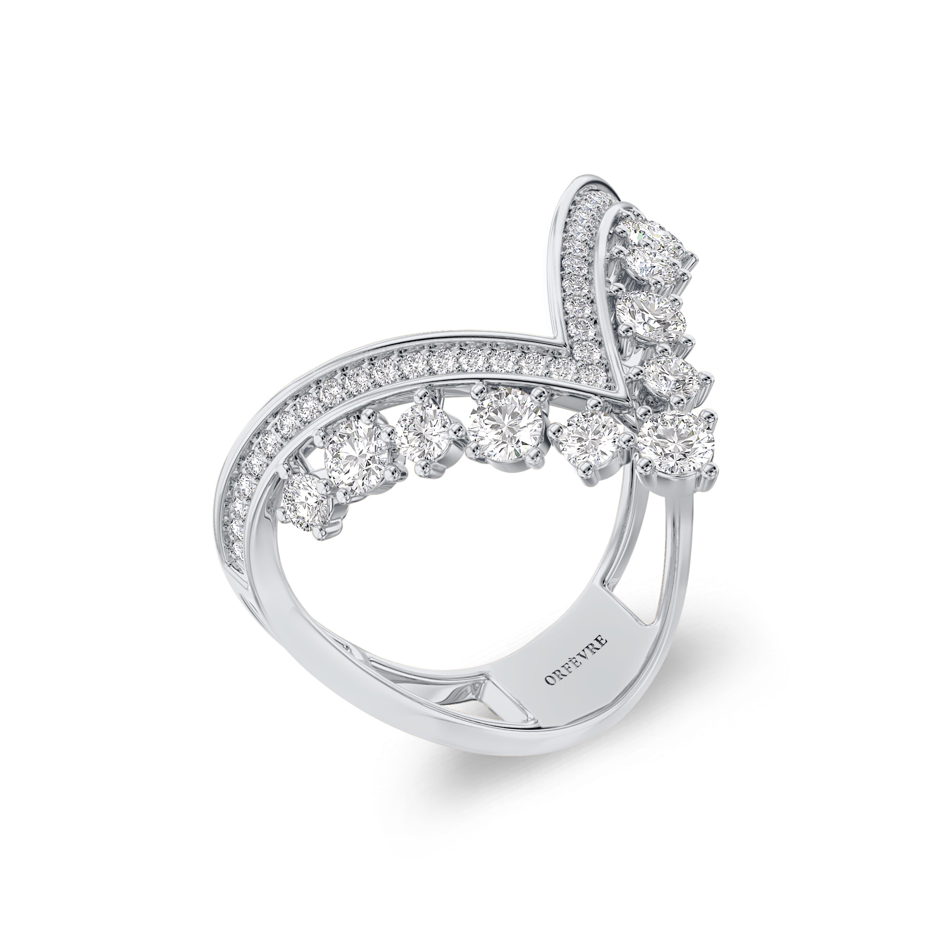 Chevron diamond ring in 18k gold, 0.70 carat, FG color and SI clarity #gold_white