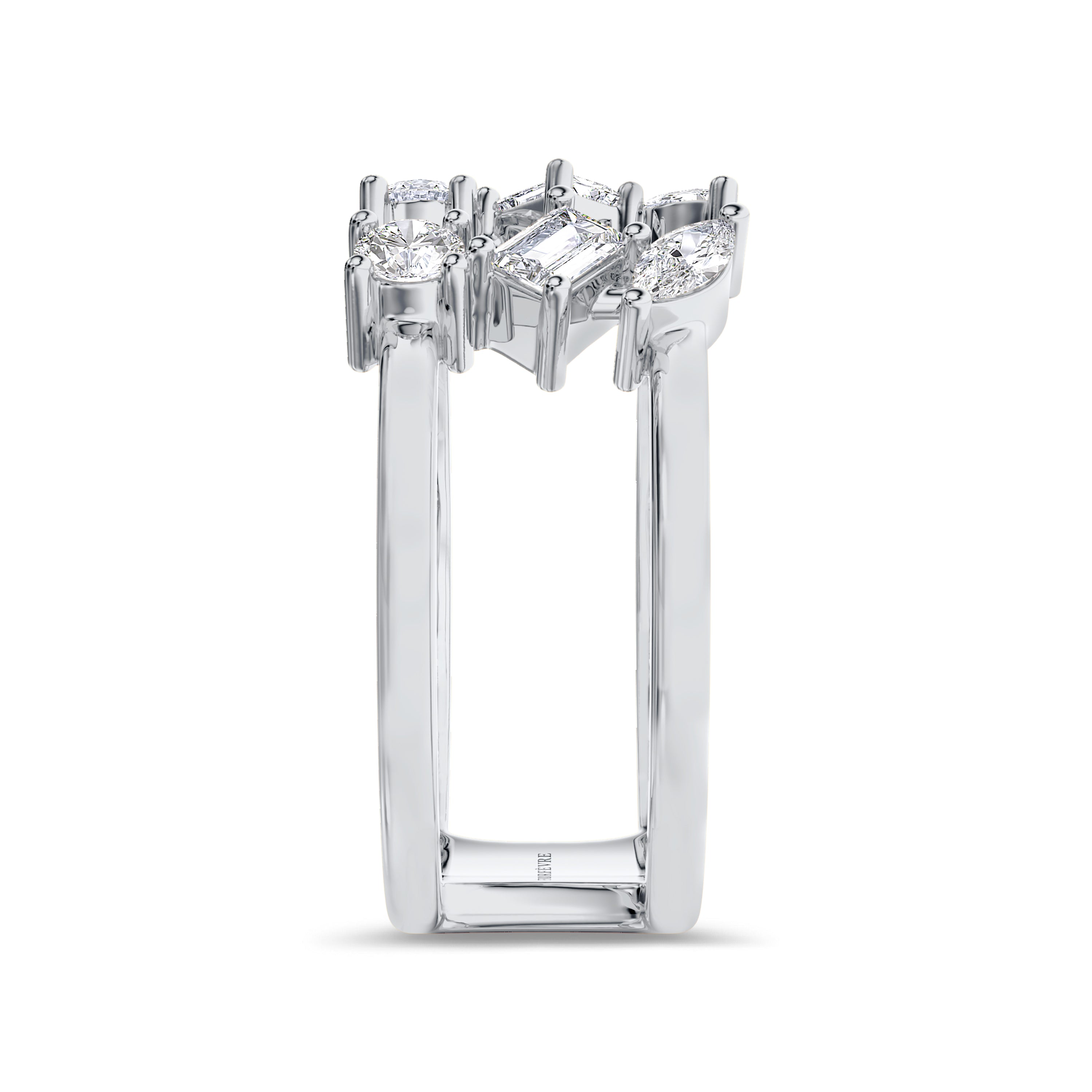 Tri diamond cut ring in 18k gold, 0.8 carats total, FG color and SI clarity #gold_white
