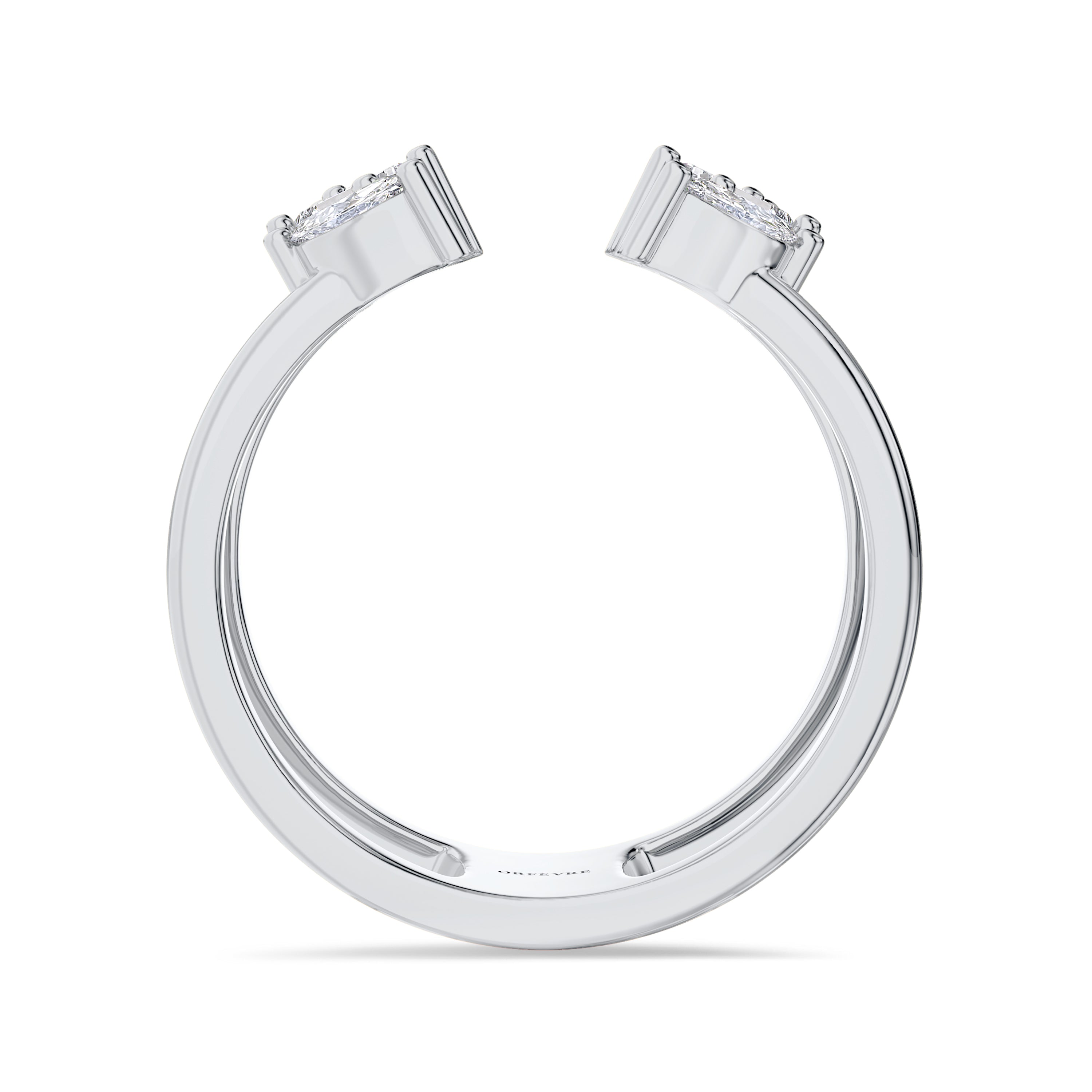 Tri diamond cut ring in 18k gold, 0.8 carats total, FG color and SI clarity #gold_white