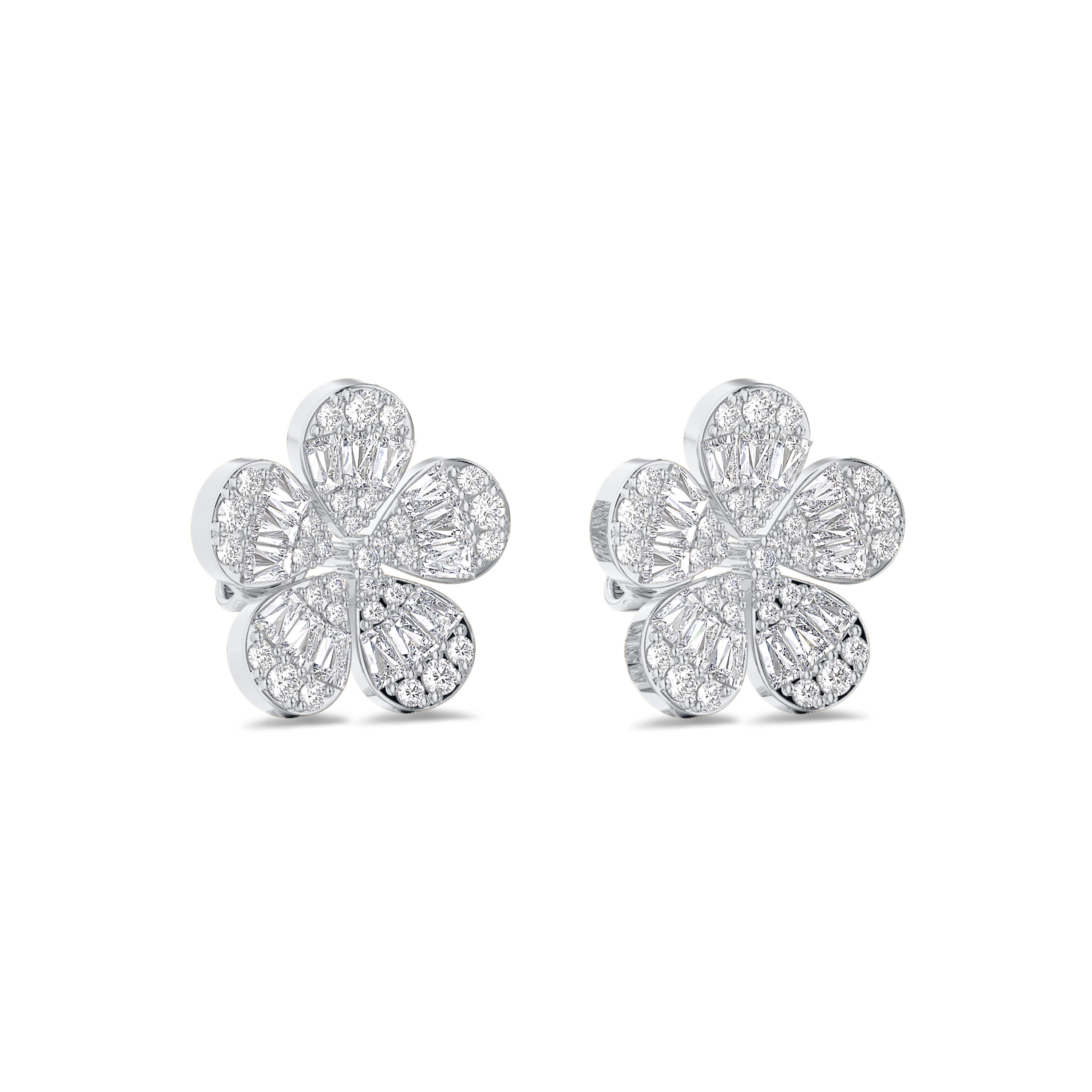 Flower diamond earring in 18K white gold, FG color and VS-SI clarity, 1.05 carat