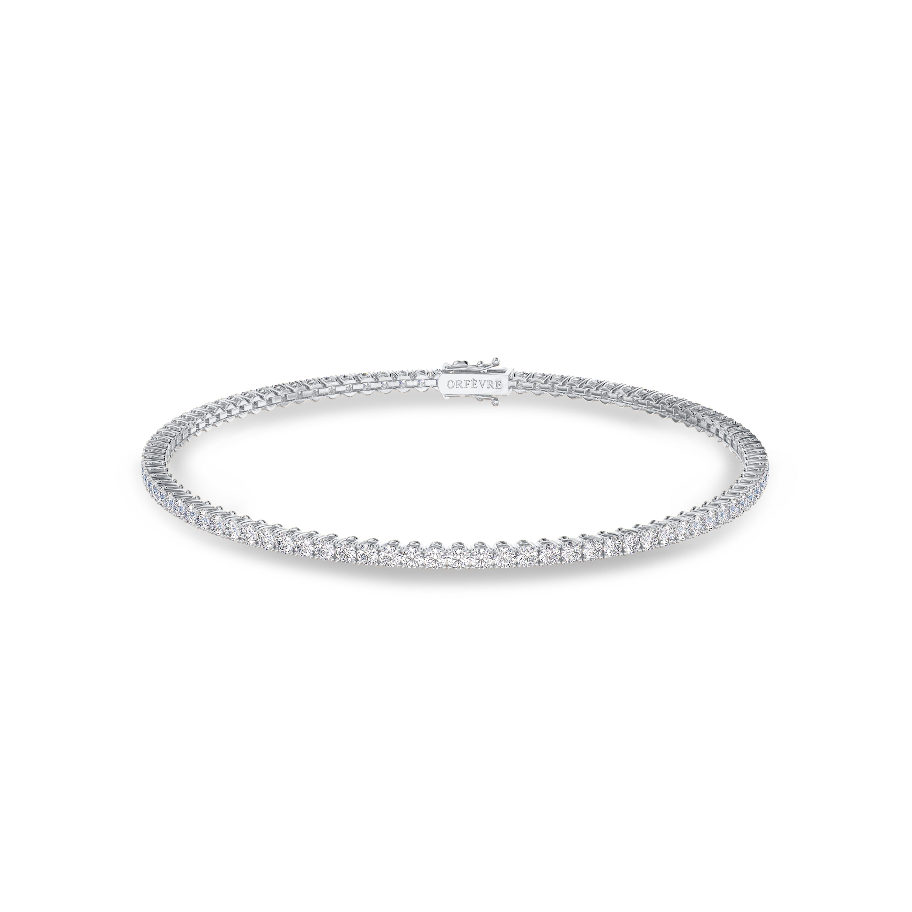 1.80 Carat white gold tennis bracelet in FG color and SI clarity